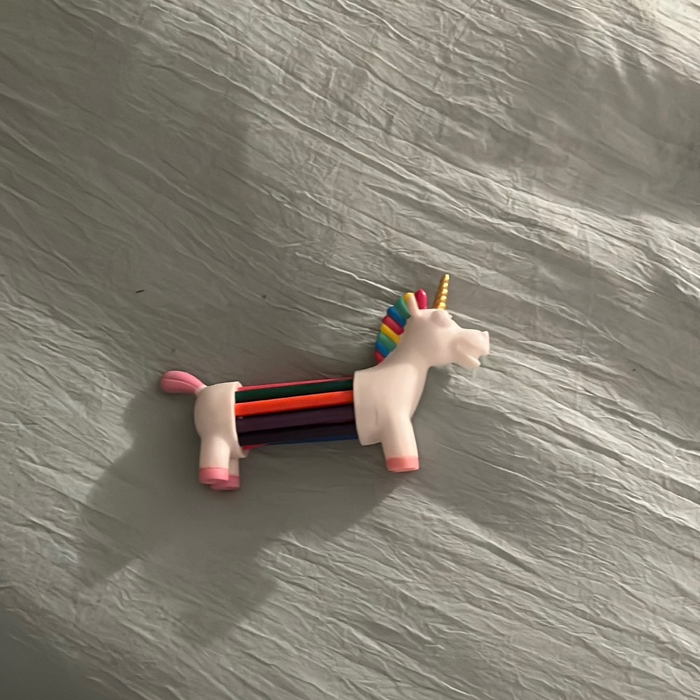 Unicorn pencil holder